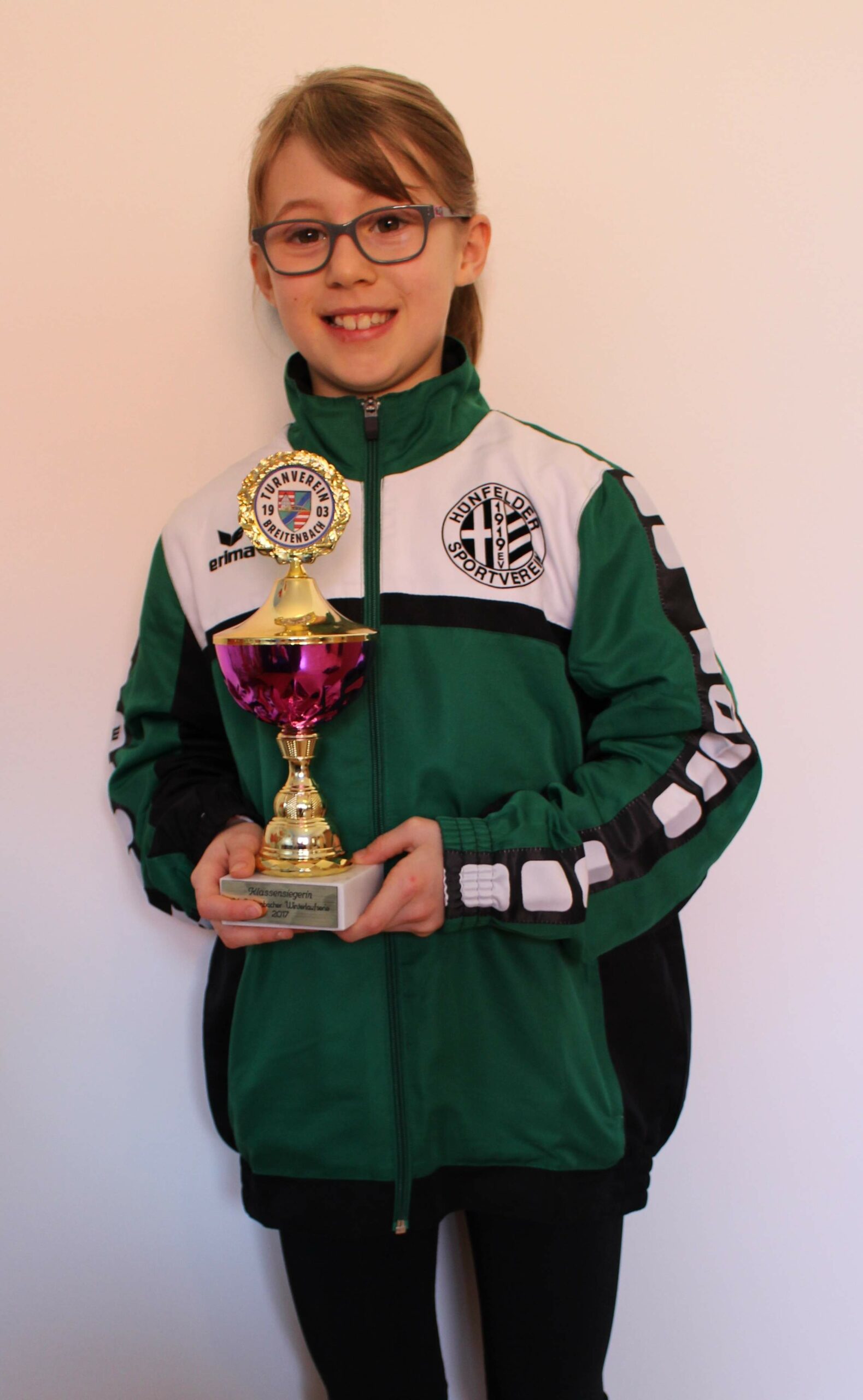 Maja nach der Siegerehrung - HSV-Homepage